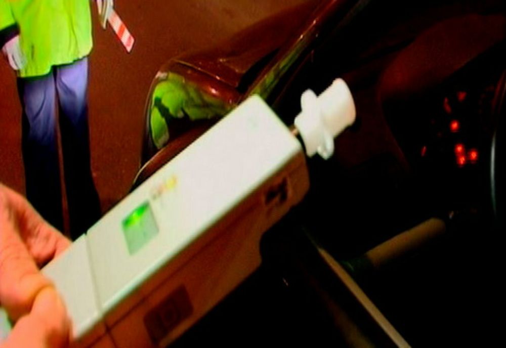 Șoferiță, beată criță la volan! Ce valoare a indicat etilotestul