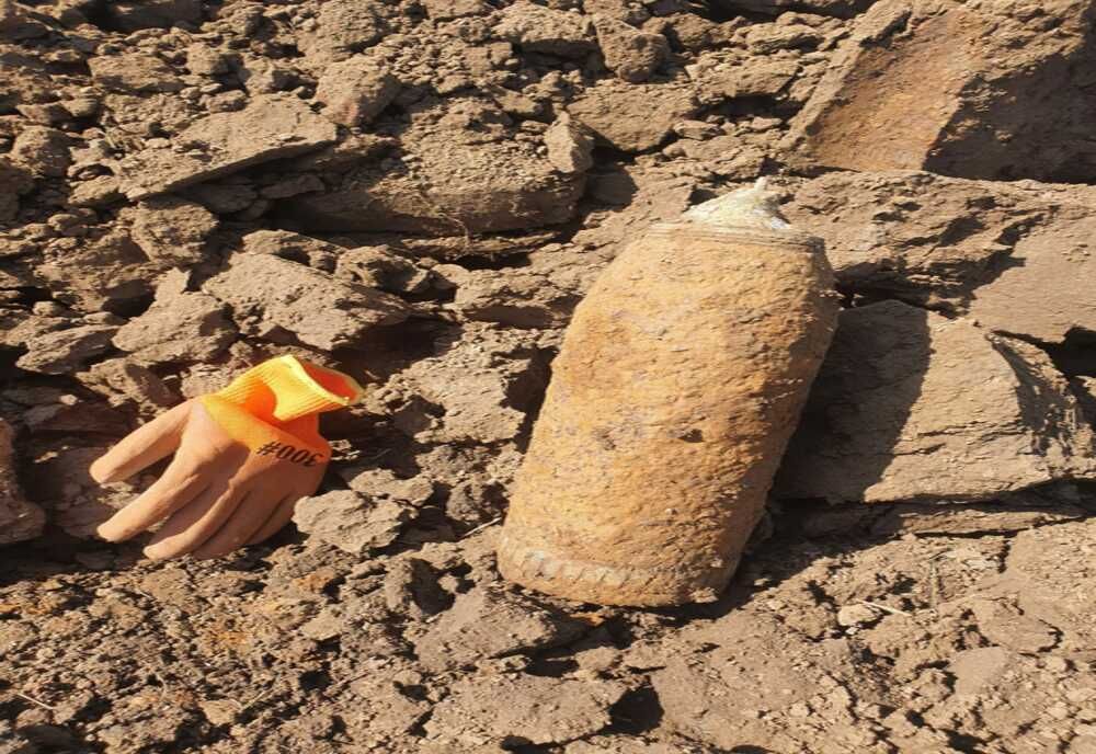 Muniții din al Doilea Război Mondial descoperite în zona terminalului cargo al Aeroportului Oradea și în Borș