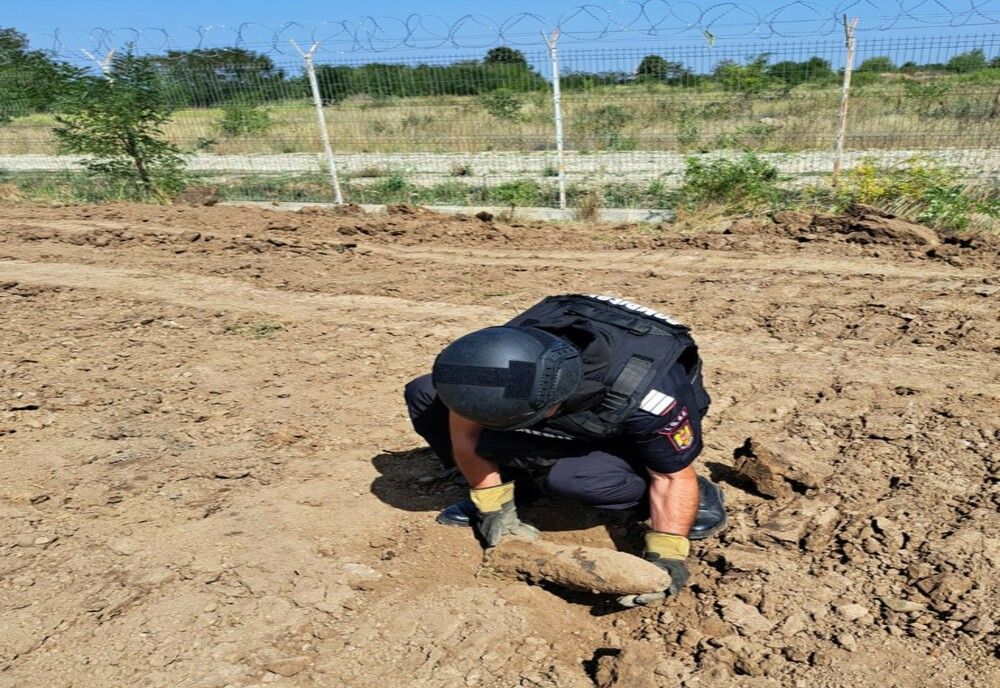 Proiectil exploziv descoperit în incinta Aeroportului Oradea (FOTO)