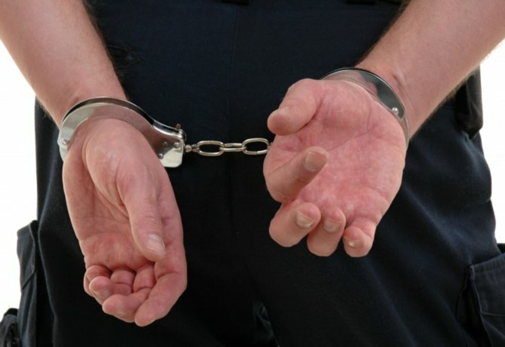 Bărbat din Nojorid arestat pentru repetate furturi din locuinţe