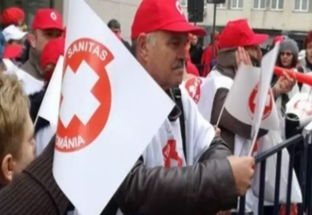 Angajații din Sănătate ies din nou în stradă! Protest în fața Ministerului Muncii