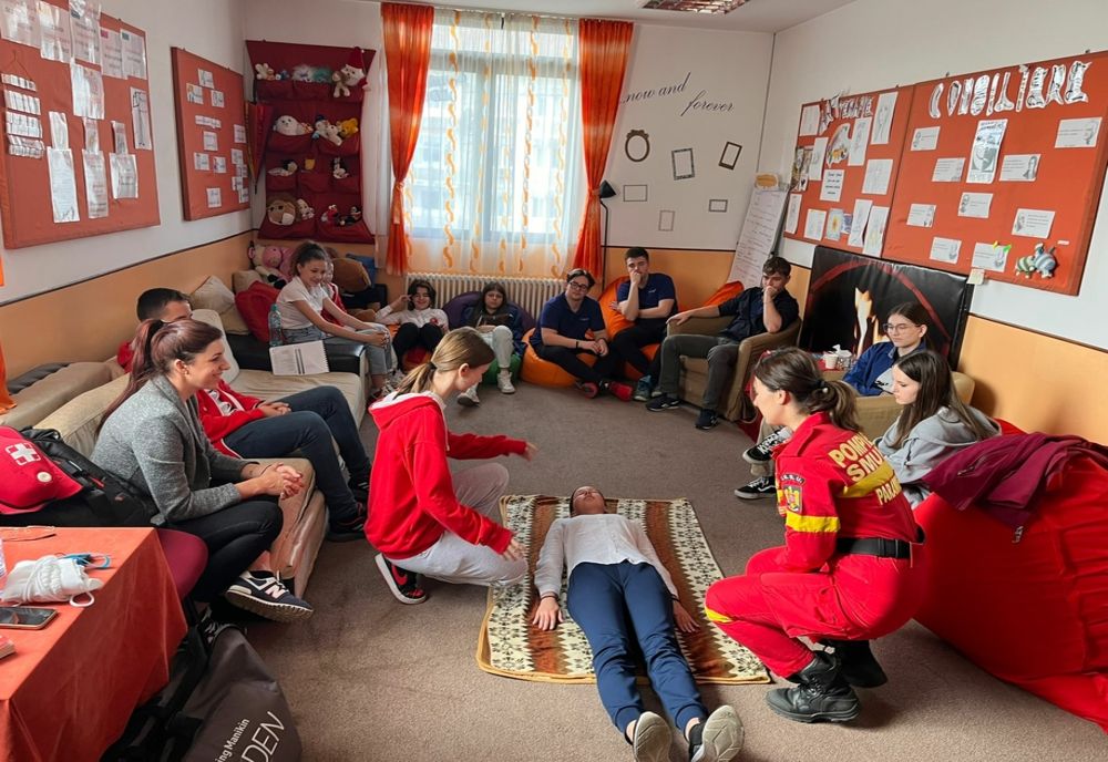 Peste 1000 de copii și adolescenți bihoreni pregătiți în domeniul situațiilor de urgență (FOTO)