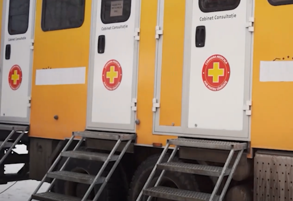 Caravana Medicală, bucuria românilor uitați de stat. 30 de județe și peste 16.000 de oameni au beneficiat de sprijinul spitalului mobil