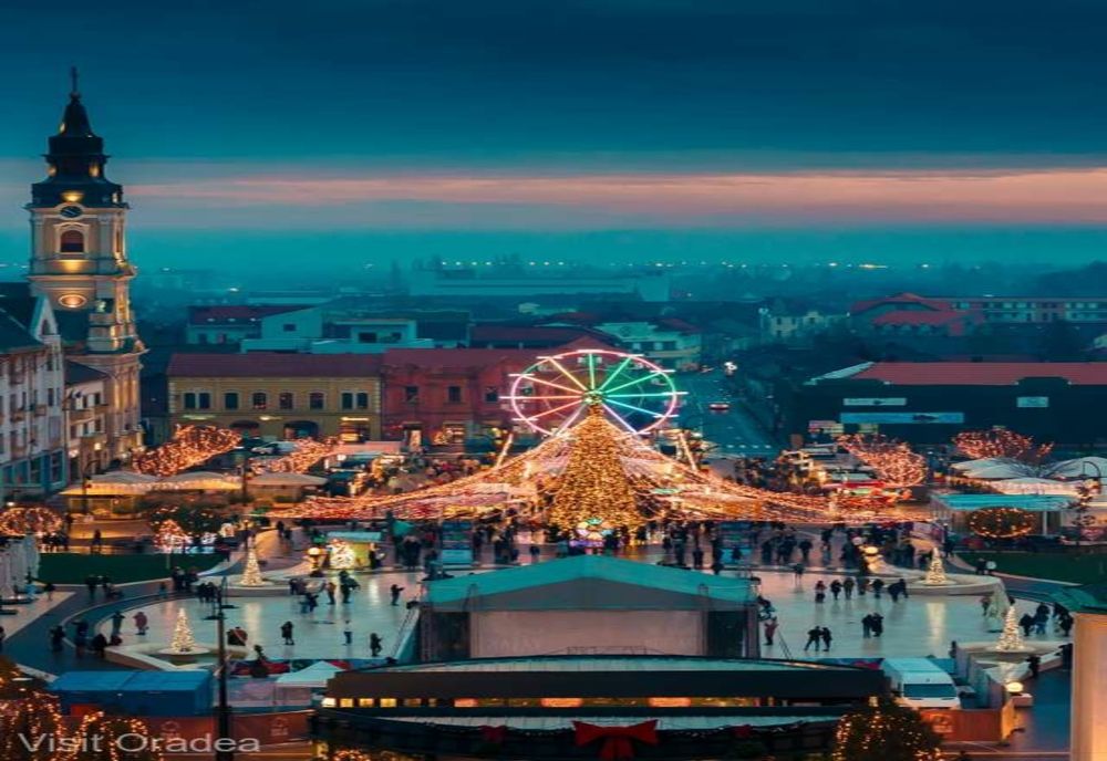  TÂRGUL DE CRĂCIUN DIN ORADEA, ÎNTRE 29 NOIEMBRIE-26 DECEMBRIE, CU SPECTACOLE, COLINDE ŞI BUNĂTĂŢI LOCALE
