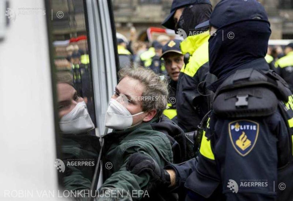 VIOLENŢE LA AMSTERDAM: ISRAELUL CONSIDERĂ CĂ NUMĂRUL ARESTĂRILOR ESTE FOARTE MIC