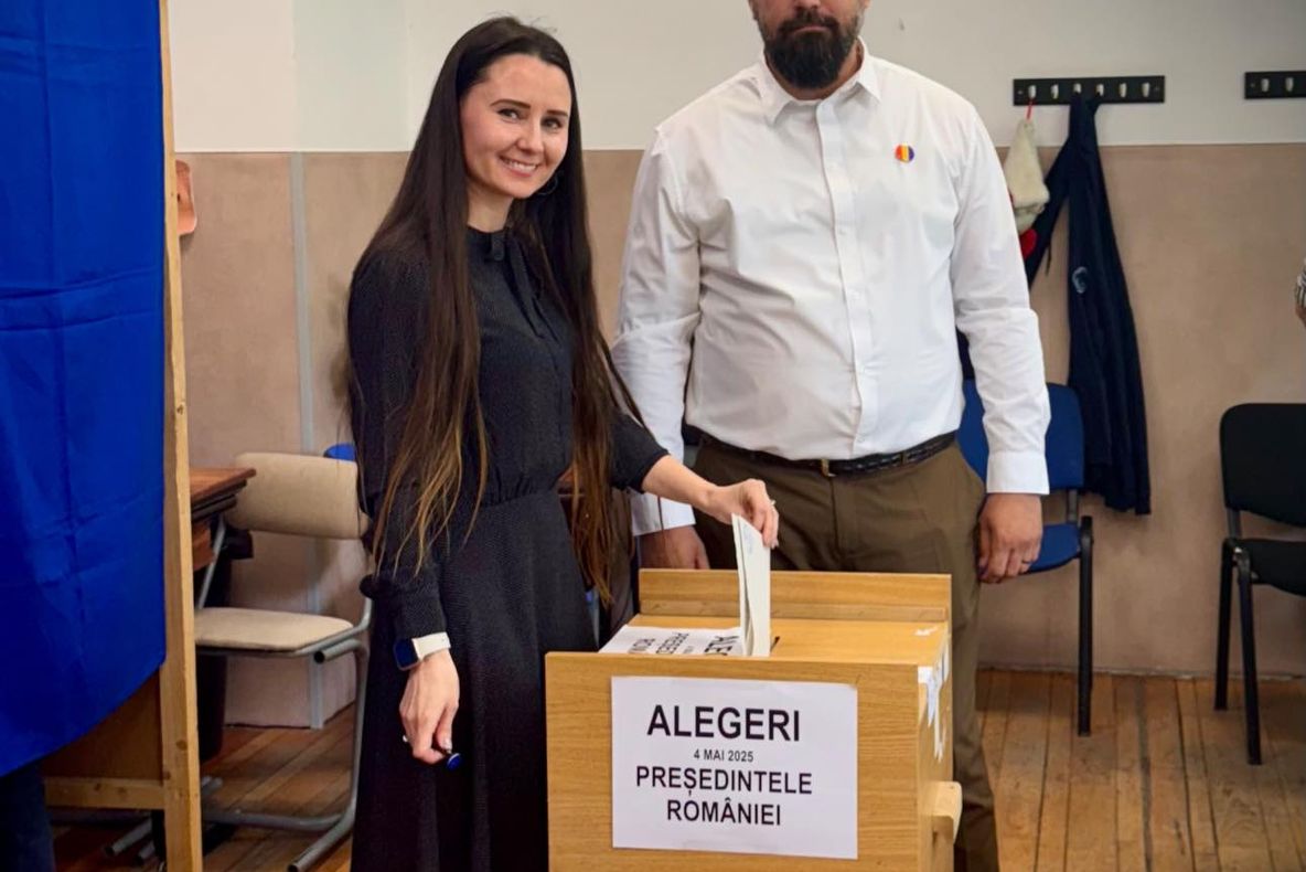 SAMUEL ZĂRNESCU, CONSILIER PARLAMENTAR ȘI SECRETAR GENERAL AUR BIHOR, A VOTAT ÎN FAVOAREA PROTEJĂRII VALORILOR CREȘTINE ÎN ROMÂNIA. PRIN ACȚIUNILE ȘI DECLARAȚIILE SALE, TRANSMITE UN MESAJ CLAR: ”IDENTITATEA CREȘTINĂ ȘI VALORILE TRADIȚIONALE TREBUIE RESPEC