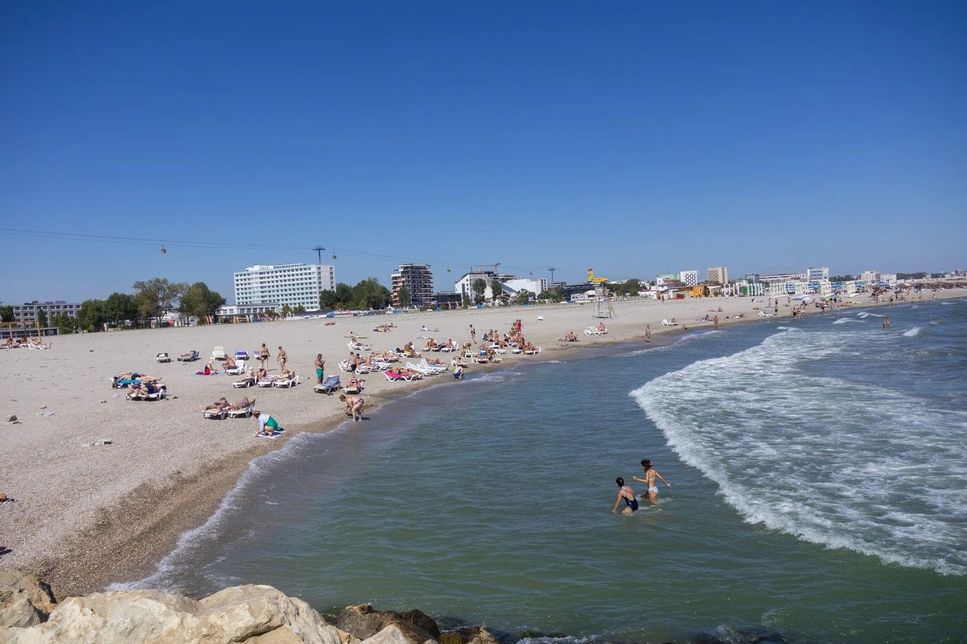 Cazare de la 38 de lei pe noapte pe litoral în weekendul de Rusalii