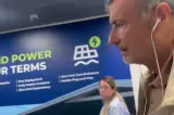 Florian Coldea, în noi ipostaze revoltătoare. După aterizarea pe aeroportul din București, fostul general nu a reușit să scape de întrebările Alessiei Păcuraru