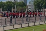 Regele Charles, sărbătorit cu fast la Londra. Mii de militari au defilat