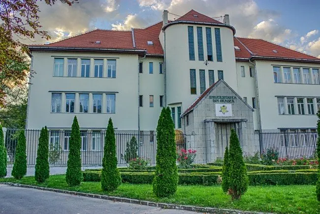 Universitatea din Oradea