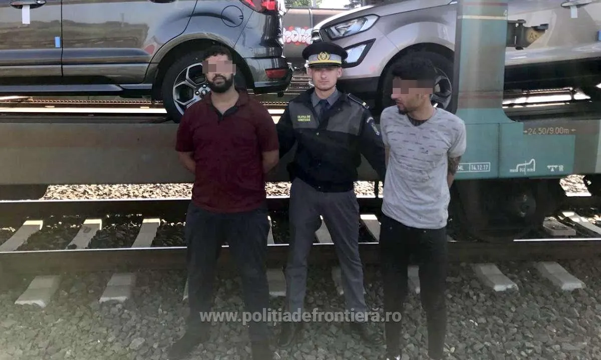 1560411680408-5839-S4