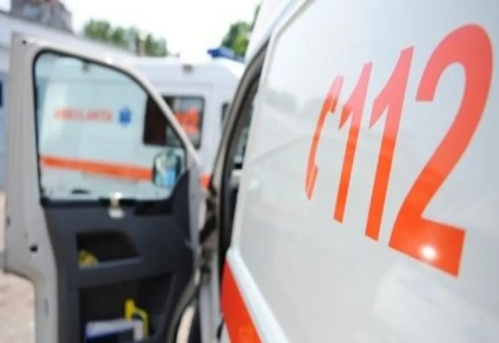 Fetiţa de 6 ani lovită de maşină! A traversat strada prin loc nepermis