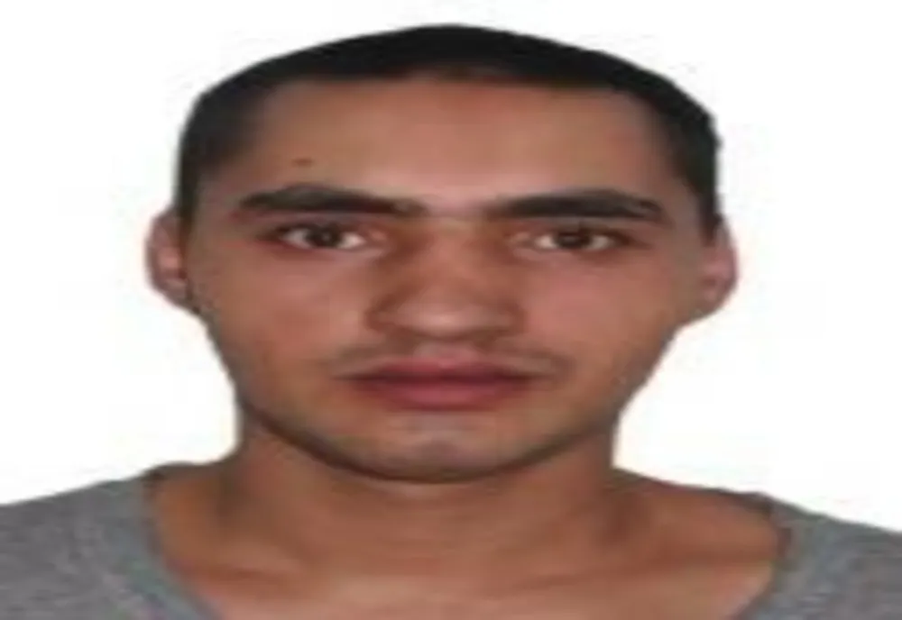 Tânăr periculos, internat la Psihiatrie, căutat de poliţişti după ce a fugit din spital