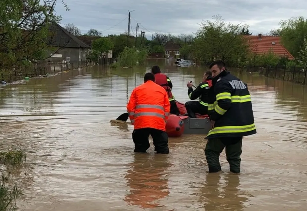 Cod PORTOCALIU de inundaţii în judeţele Bihor şi Cluj