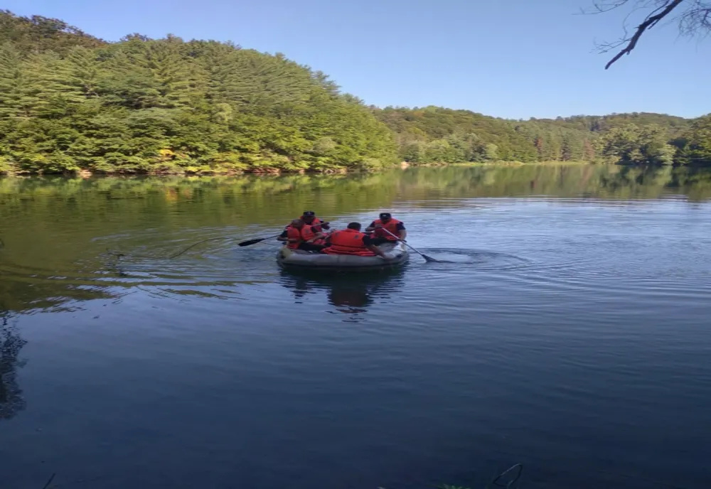 VIDEO | Bărbat înecat în Lacul Vida din Bihor! A căzut din barcă