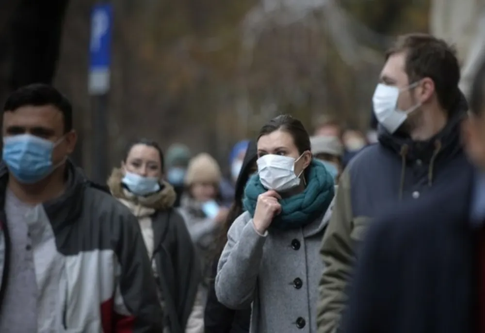 72 de bihoreni amendaţi pentru nepurtarea măştii de protecţie
