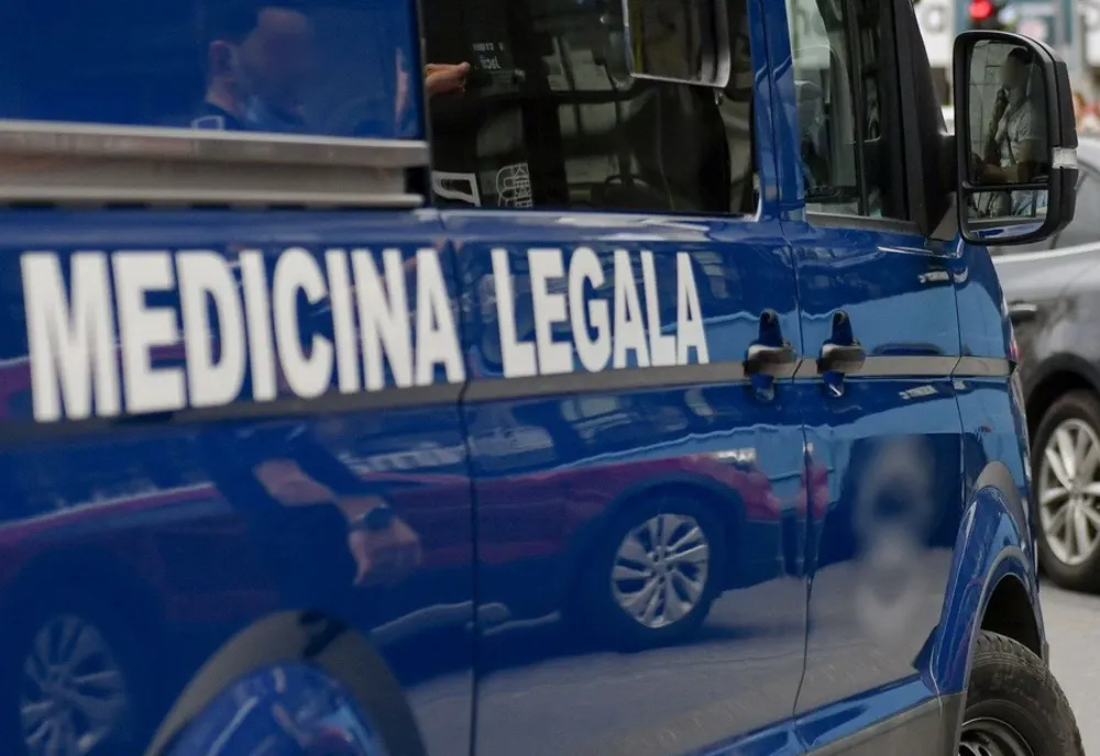 Descoperire macabră în subsolul unui bloc din Aleșd: schelet al unui bărbat ce ar fi dispărut de peste 20 de ani