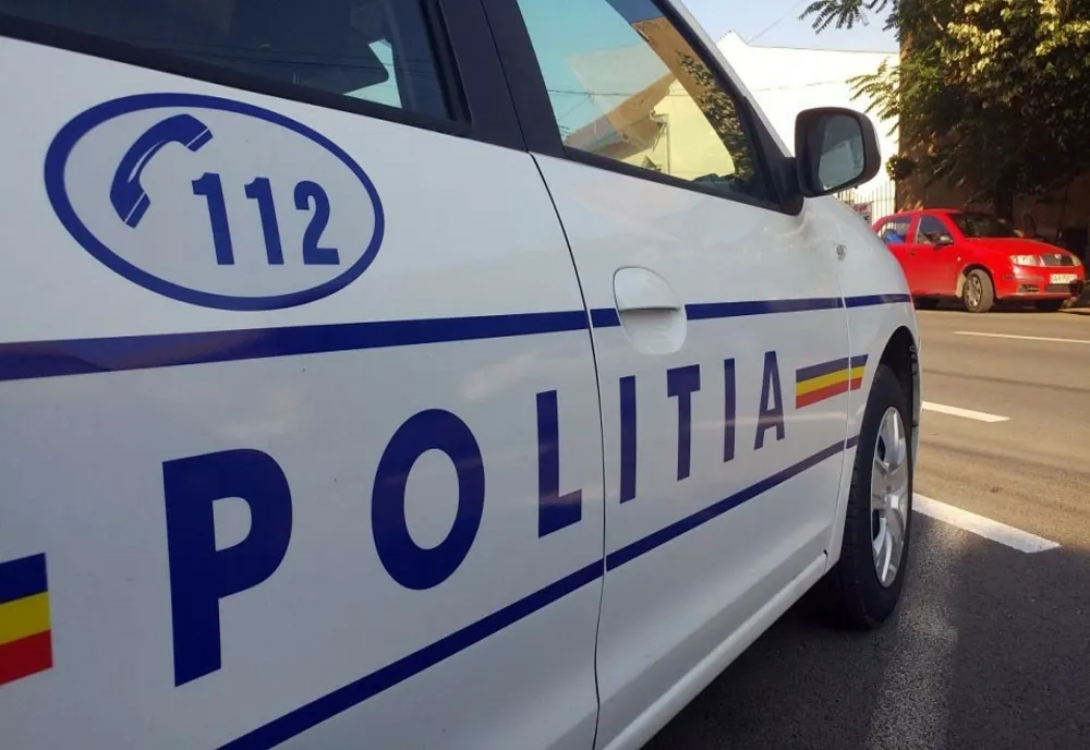 Peste 100 de amenzi aplicate și 13 permise reținute de polițiștii bihoreni într-o singură zi