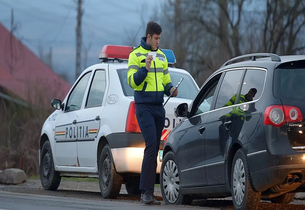 Depistat la volanul unui autoturism neînmatriculat, cu număr fals! A refuzat și prelevarea probelor biologice în vederea stabilirii alcoolemiei.