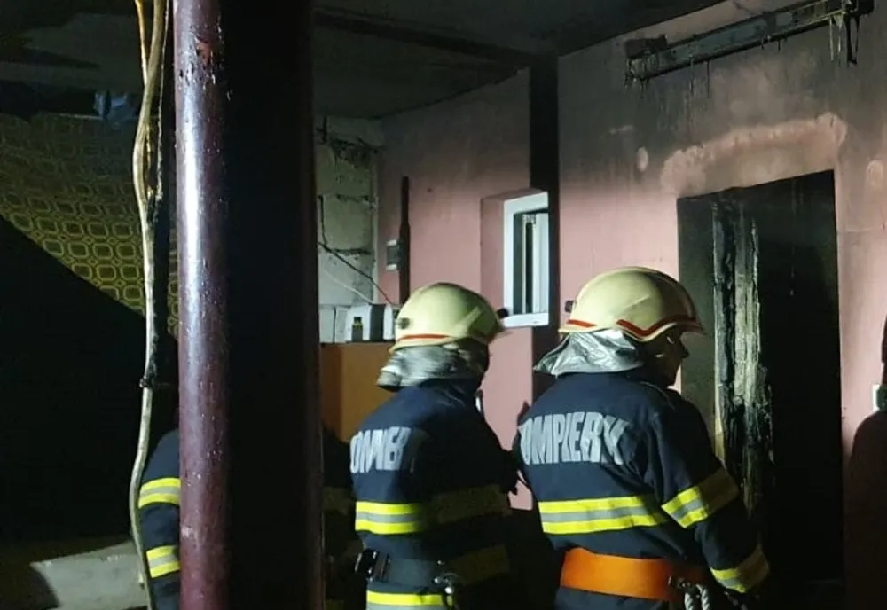 Gospodărie din Ceica, afectată de un incendiu