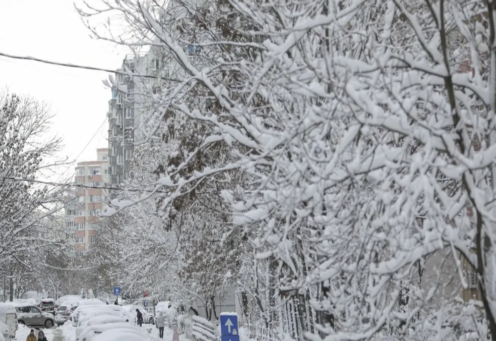 Astăzi temperaturile maxime vor varia.Sunt anunțate și ninsori. Care sunt zonele vizate