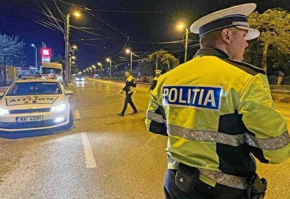 MAI: APROXIMATIV 22.500 DE ANGAJAŢI VOR ACȚIONA ZILNIC, ÎN PERIOADA REVELIONULUI