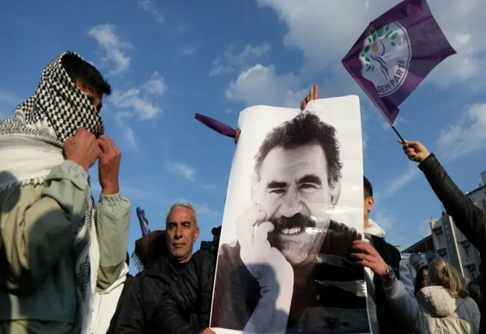 GRUPAREA KURDĂ PKK ÎȘI ANUNȚĂ AUTODIZOLVAREA ȘI SFÂRȘITUL INSURGENȚEI DIN TURCIA