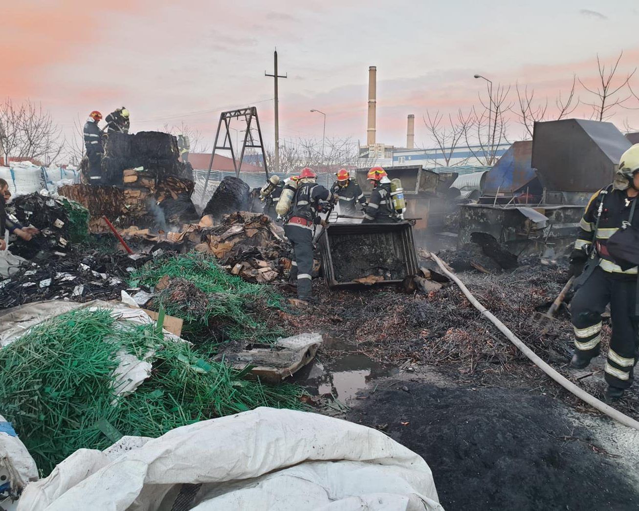 031919_0725_Incendiulao1-1307x1046