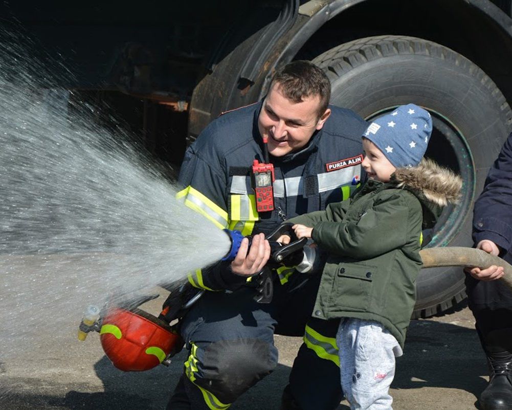 032319_0929_ZiuaMondial1-1001x802