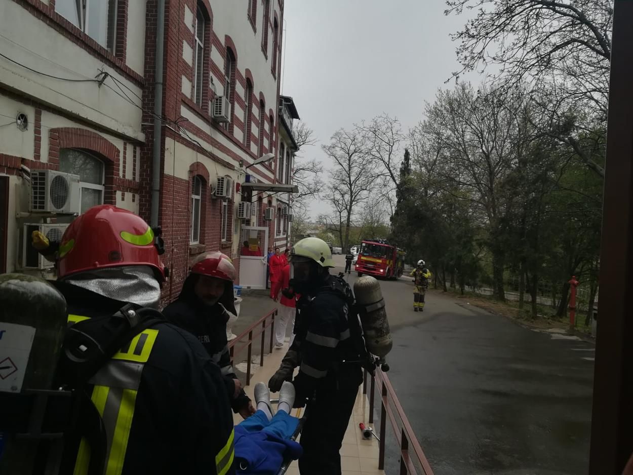 040819_1045_Controaleia1