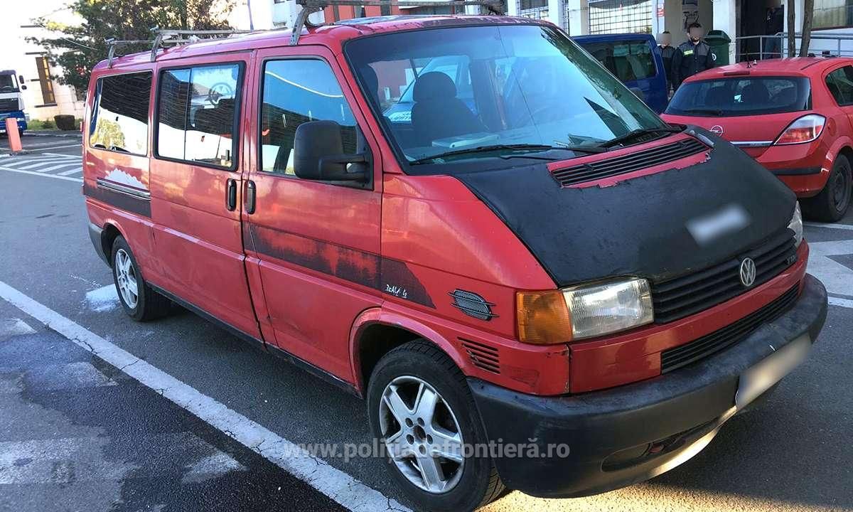 1555578641337-5517-S4