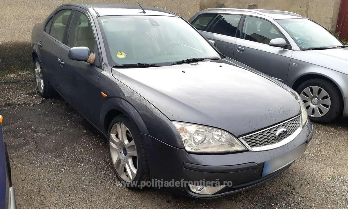 1557471090399-5639-S4