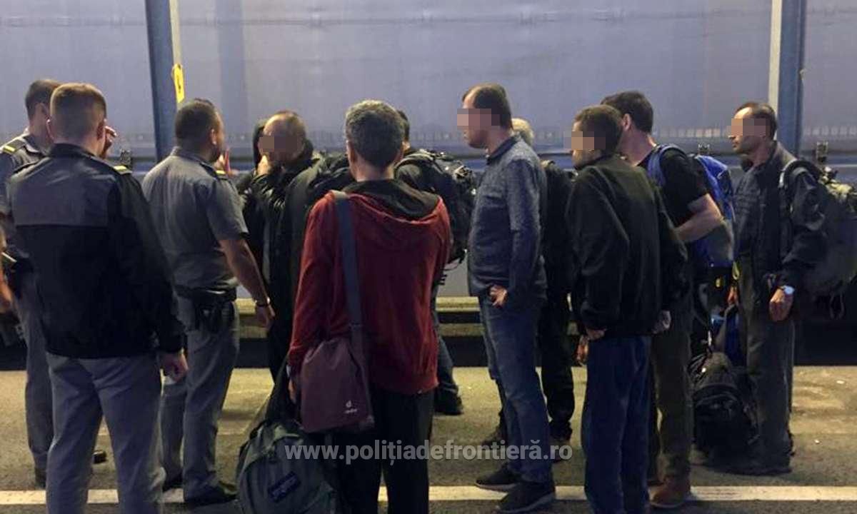 1560411759415-5840-S4