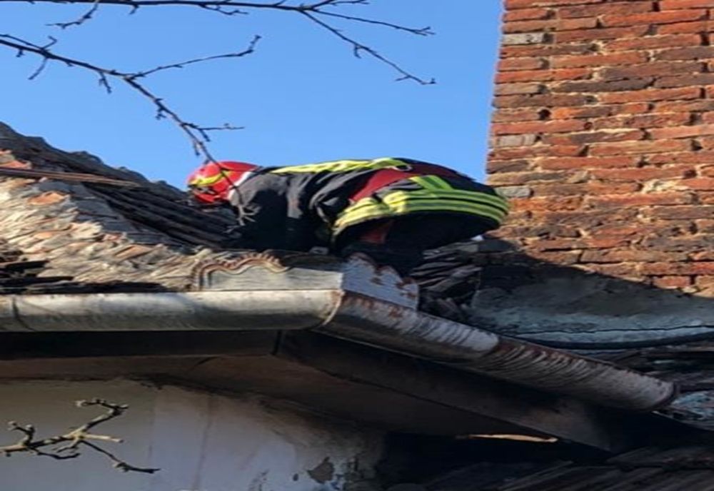 Incendii la locuințe situate în Voivozi și Săcueni. Măsuri de prevenire a incendiilor provocate de coșurile și burlanele de fum