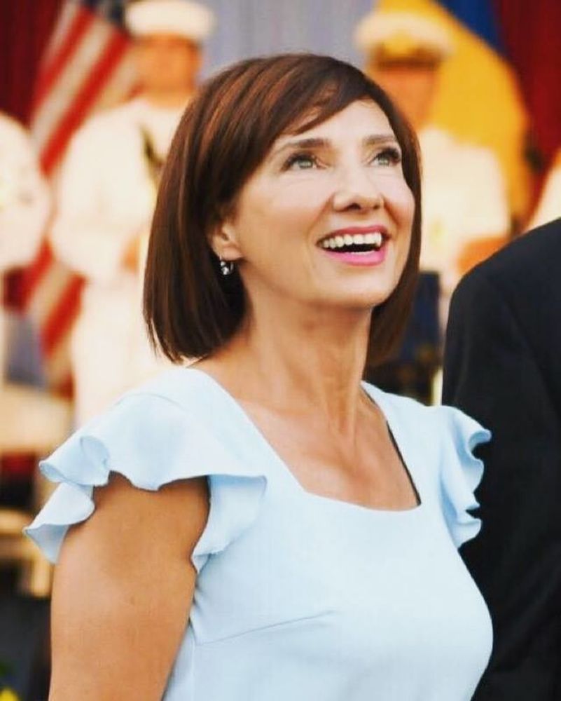    Carmen Iohannis a împlinit, astăzi, 59 de ani