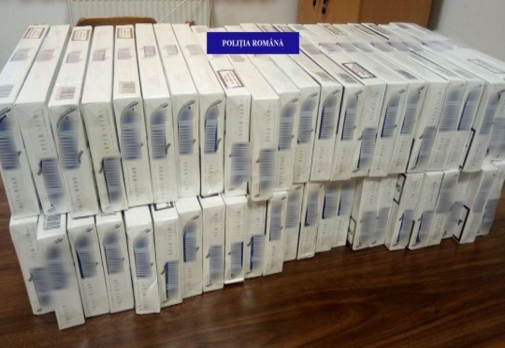 460 de pachete de țigări netimbrate confiscate de polițiștii bihoreni