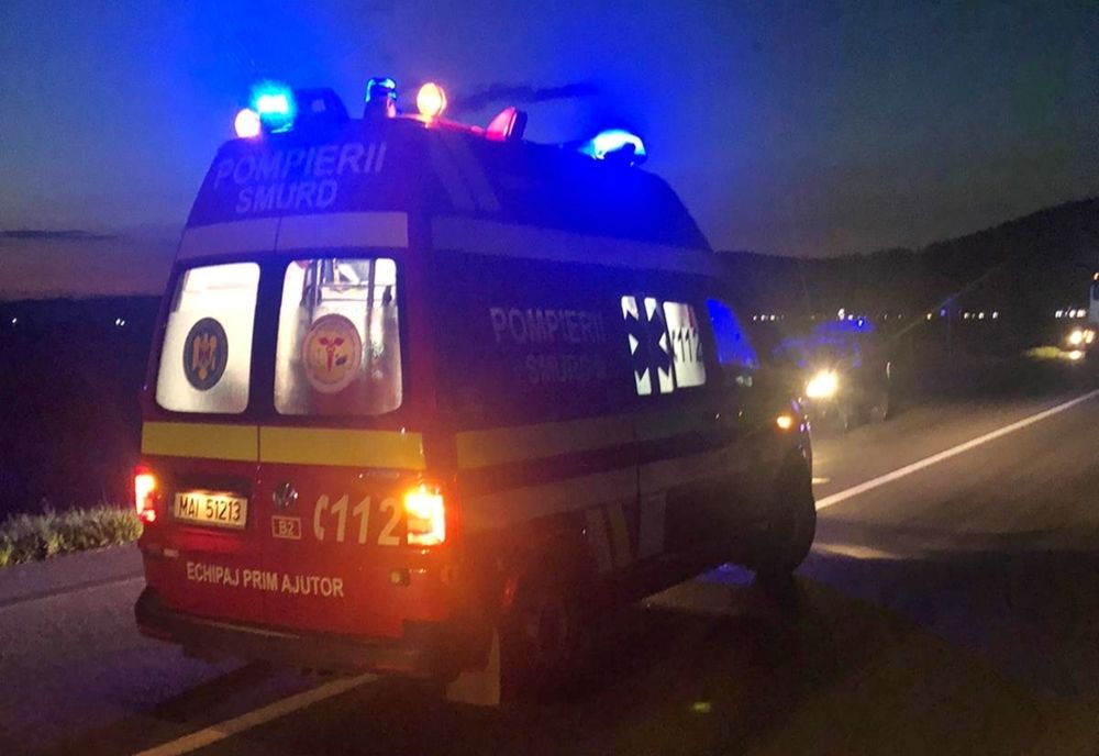 Mai mulţi minori răniţi după un accident rutier provocat de un tânăr de 17 ani