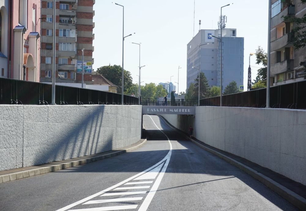 FOTO | S-a deschis circulaţia pe pasajul Magheru din Oradea! Constructorii au terminat lucrările înainte de termen