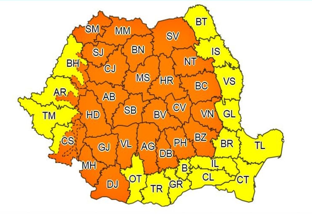 Se răcește vremea în week-end! Bihorul, sub COD GALBEN și COD PORTOCALIU de vreme rea