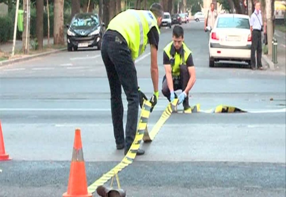 Fetiţă de 10 ani lovită de o maşină în Oradea! A traversat strada prin loc nepermis