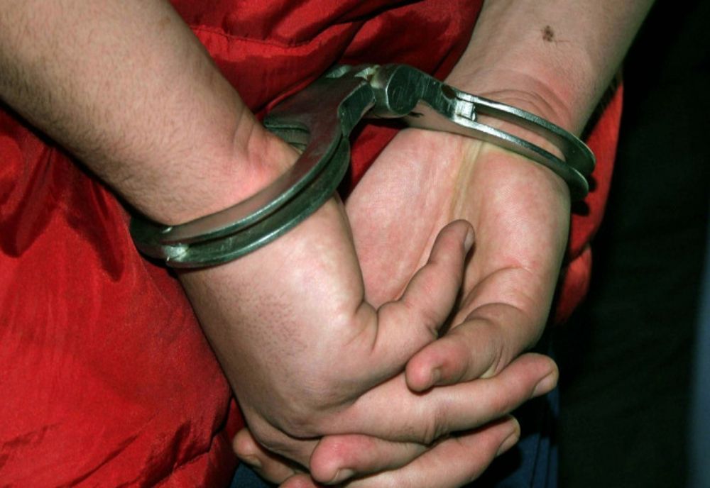 Orădean reţinut pentru 24 de ore! A furat scule şi obiecte sanitare