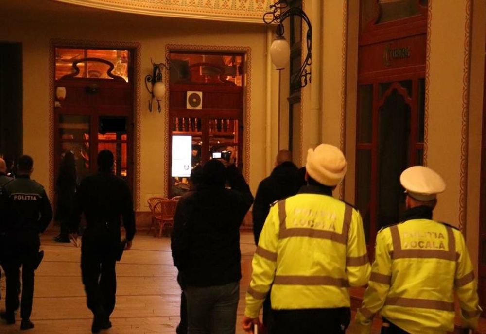 FOTO: Majorat, "spart" de polițiști, în Tinca! S-a lăsat cu amenzi! Alte 130 de sancțiuni contravenționale, aplicate celor fără mască de protecție