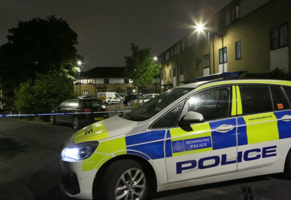 Șofer român de taxi, înjunghiat mortal în Londra