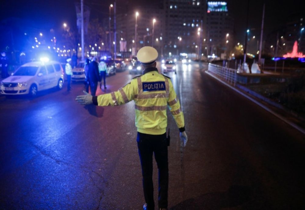 Aproape 400 de amenzi aplicate de poliţiştii bihoreni! Au fost verificate peste 6000 de persoane