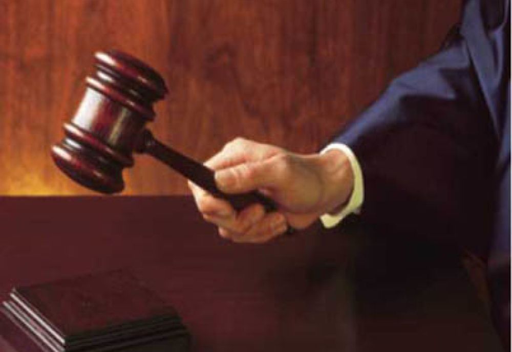 Orădeancă acuzată de înșelăciune, trimisă în judecată! A prejudiciat zeci de persoane cu peste 400.000 lei