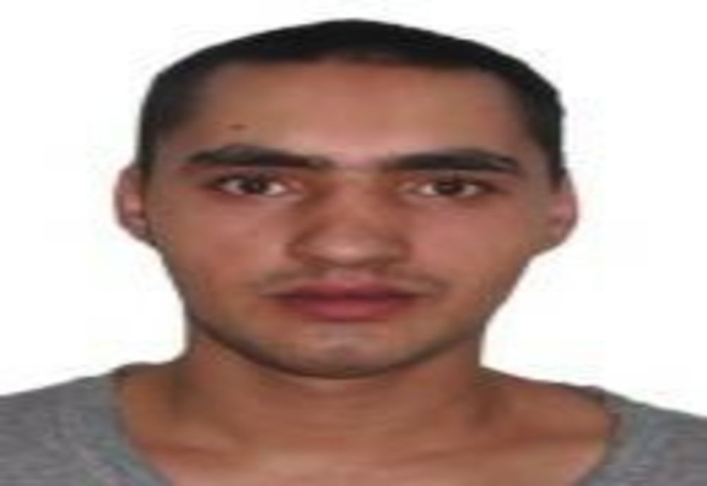 Tânăr periculos, internat la Psihiatrie, căutat de poliţişti după ce a fugit din spital