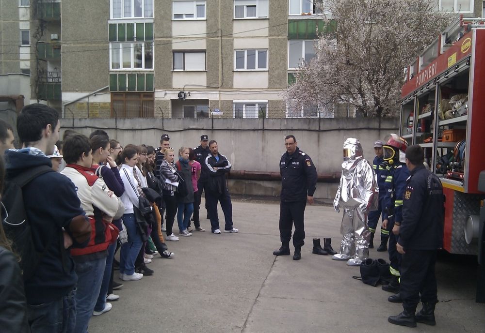 27 de ani de la înfiinţarea Detaşamentului 2 de Pompieri Oradea