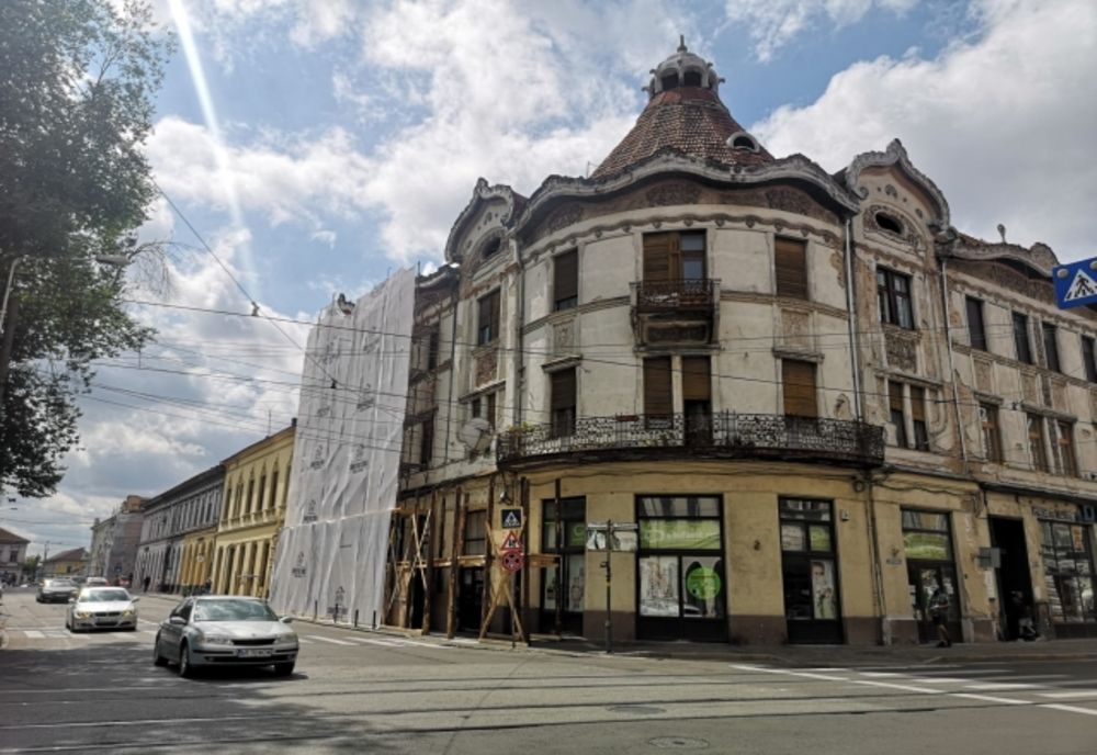 Palatul Füchsl, primul palat în stil Secession din Oradea, intră în reabilitare