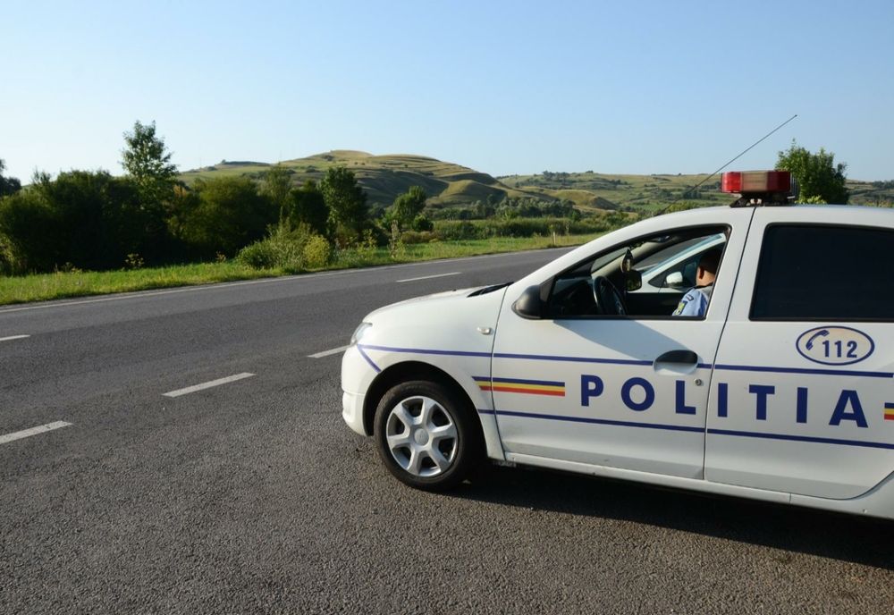 Aproape 100 de șoferi, amendați, iar 14 au fost lăsați fără permise de polițiștii bihoreni