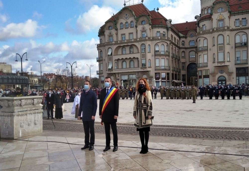 Ziua Națională, sărbătorită în Piața Unirii, în prezența a sute de orădeni